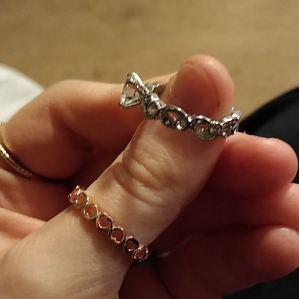 Silver - Picture 2 of 2